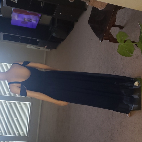 Xxl plunging vneck double strap deep side slit chiffon overlay - Picture 2 of 9